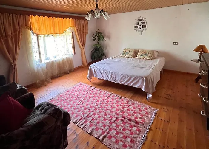Goni Guest House